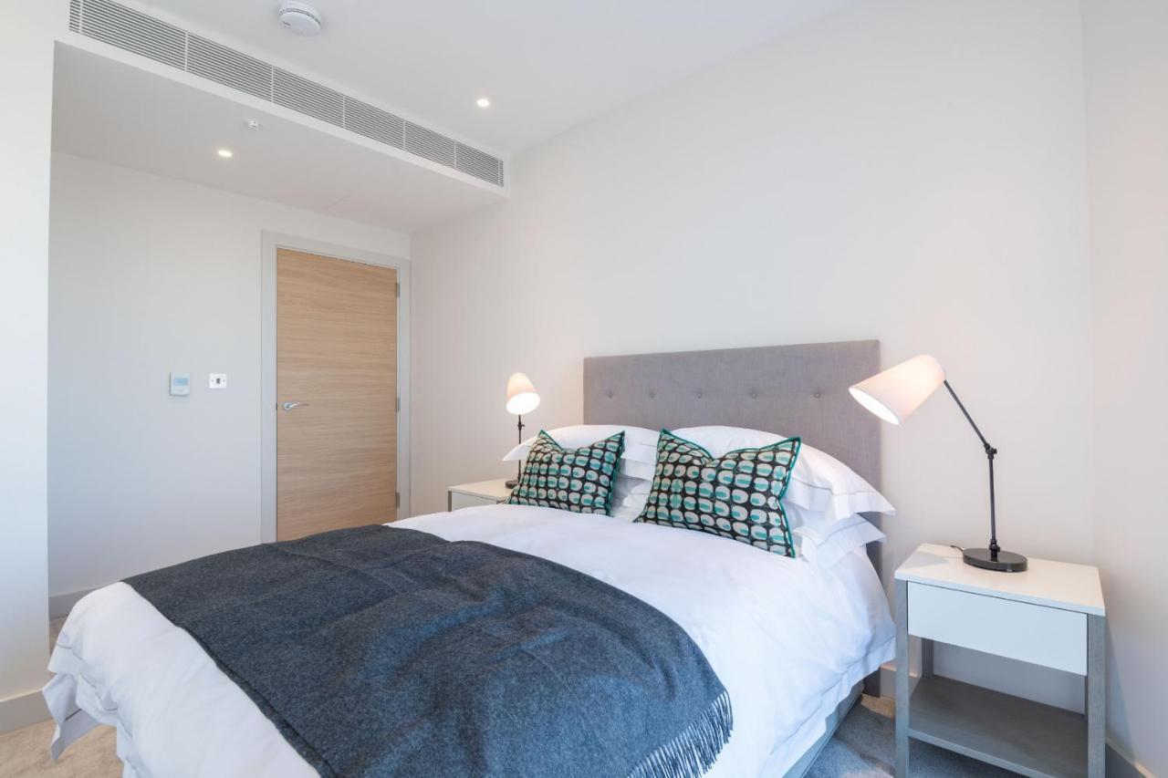 Elegant Victoria Home Close To Sloane Square By Underthedoormat ลอนดอน ภายนอก รูปภาพ