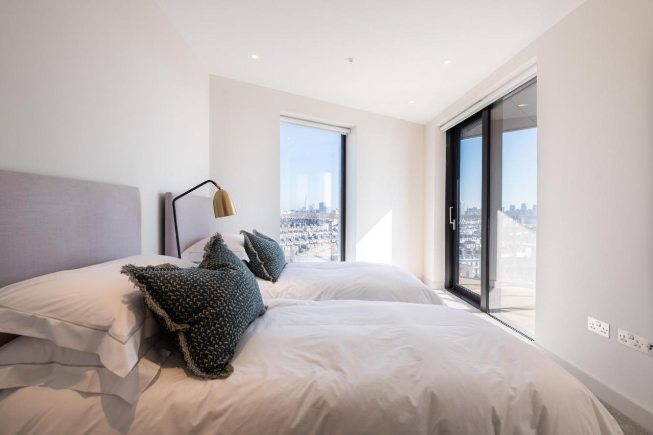 Elegant Victoria Home Close To Sloane Square By Underthedoormat ลอนดอน ภายนอก รูปภาพ