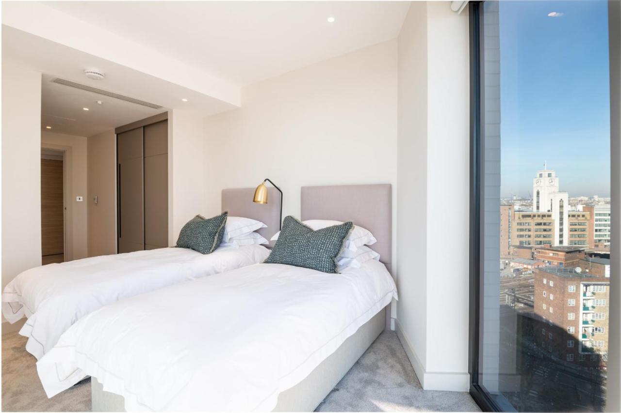 Elegant Victoria Home Close To Sloane Square By Underthedoormat ลอนดอน ภายนอก รูปภาพ