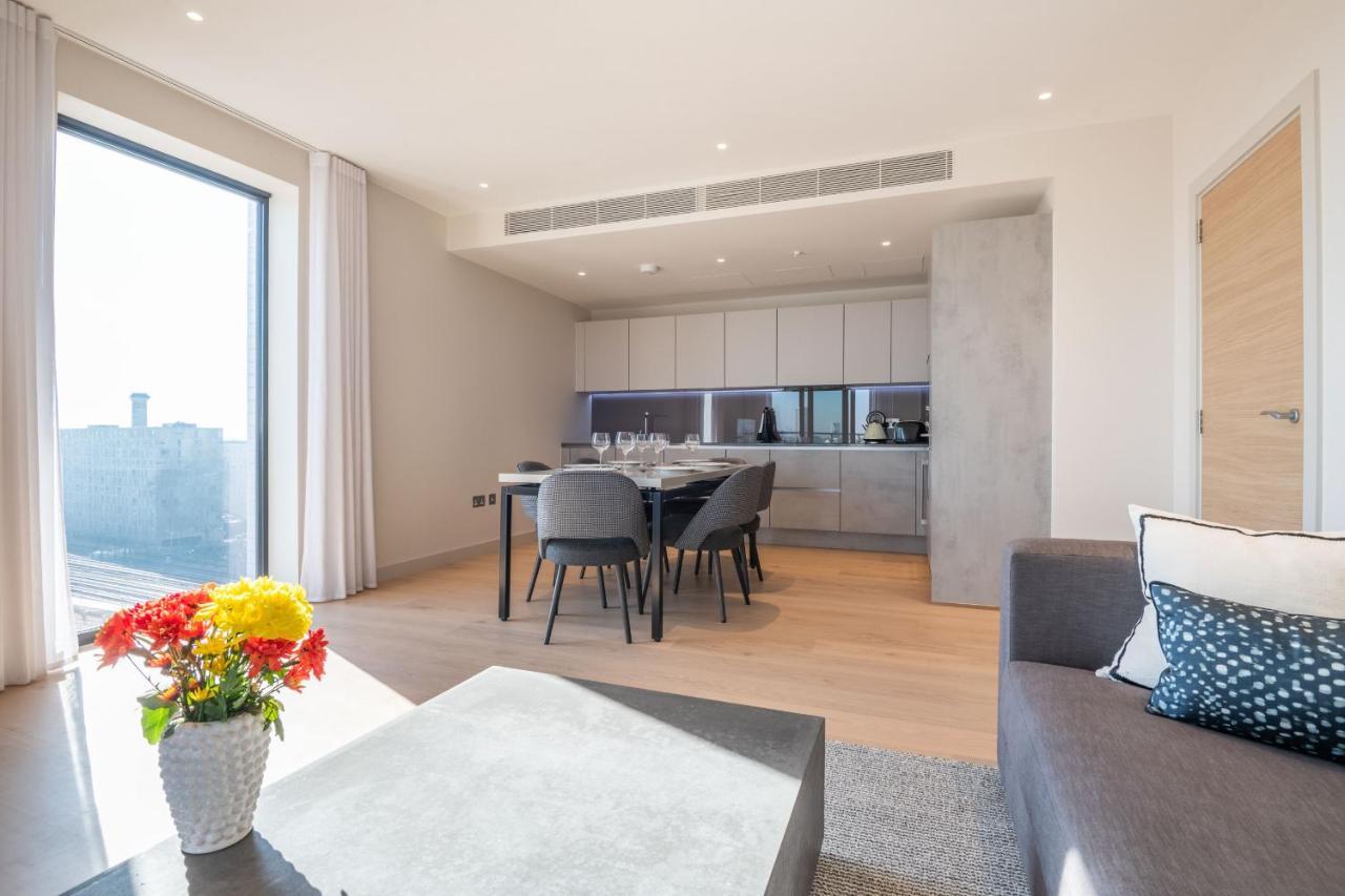 Elegant Victoria Home Close To Sloane Square By Underthedoormat ลอนดอน ภายนอก รูปภาพ